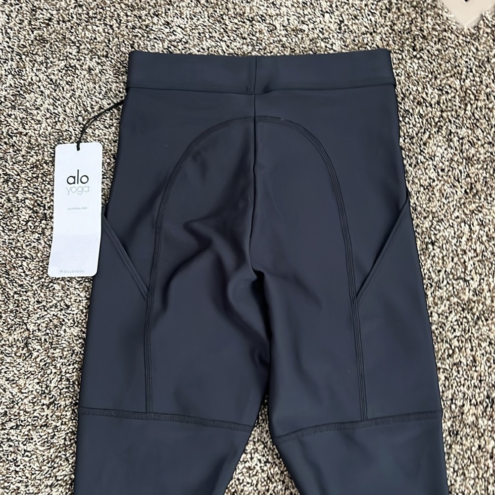 Alo Yoga High Waist Black Legging, NWT - Picture 9 of 10